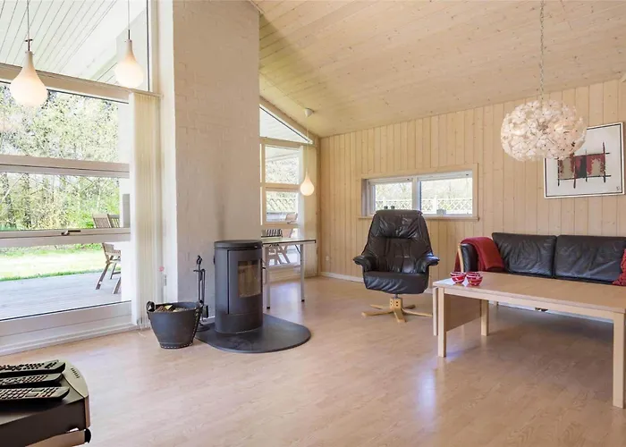 Tatil Evi 1433-aakirkeby-sluseparken-27 *